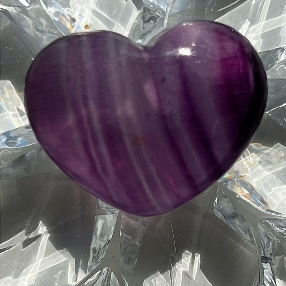 Purple Fluorite Heart - Picture 8 of 10
